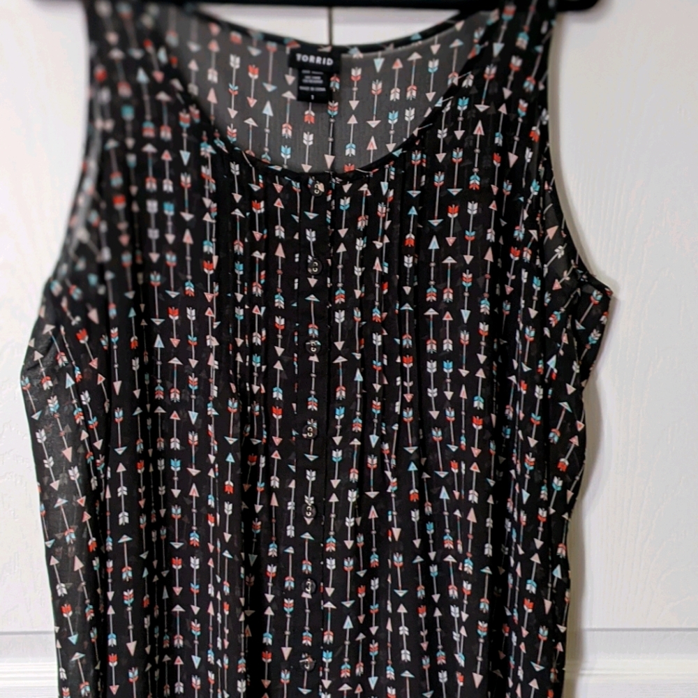 TORRID Arrow Print Tank Top